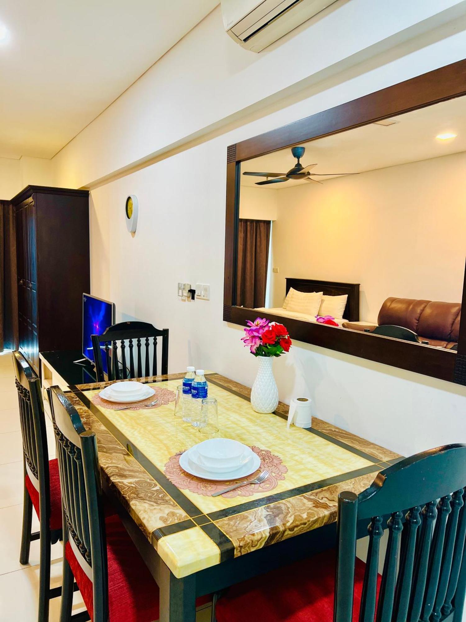Summer Suite Klcc By Citybox Kuala Lumpur Esterno foto